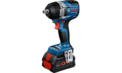 青いボッシュプロフェッショナルのコードレスインパクトレンチがテーブルの上に置かれています。