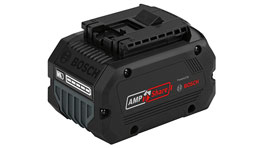 黒いボッシュプロフェッショナルバッテリーが白い背景の上に置かれています。